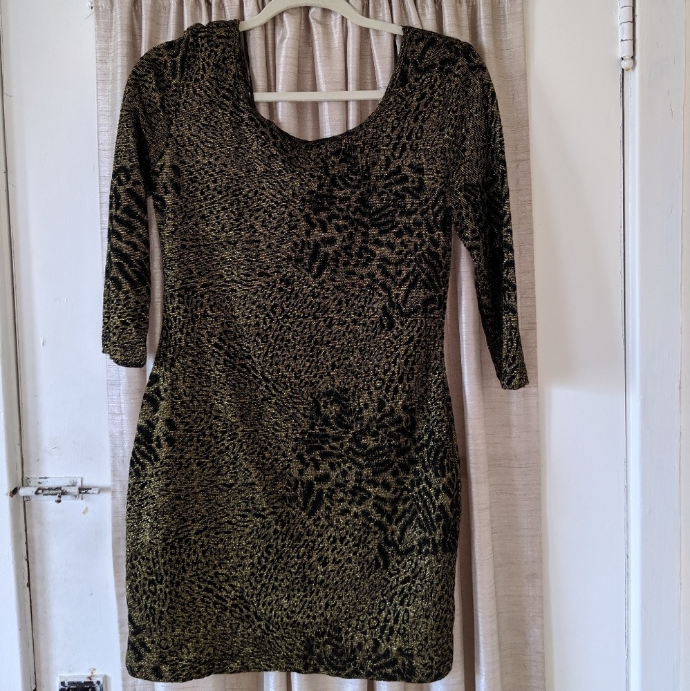 Beautiful leopard print dress.